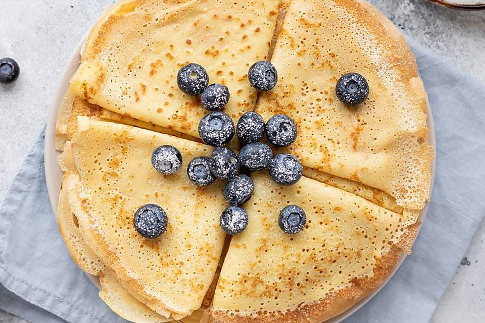 2-Ingredient Cream Cheese Pancakes Recipe: Low-carb Livin' Done Right