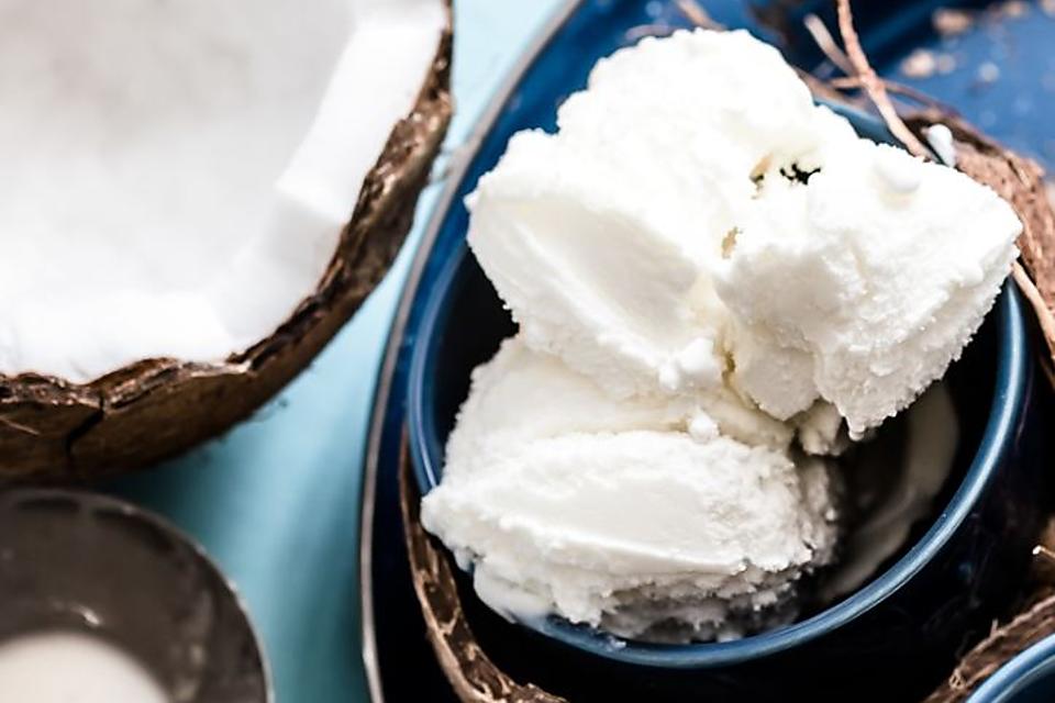 3 ingredient 2025 coconut ice cream