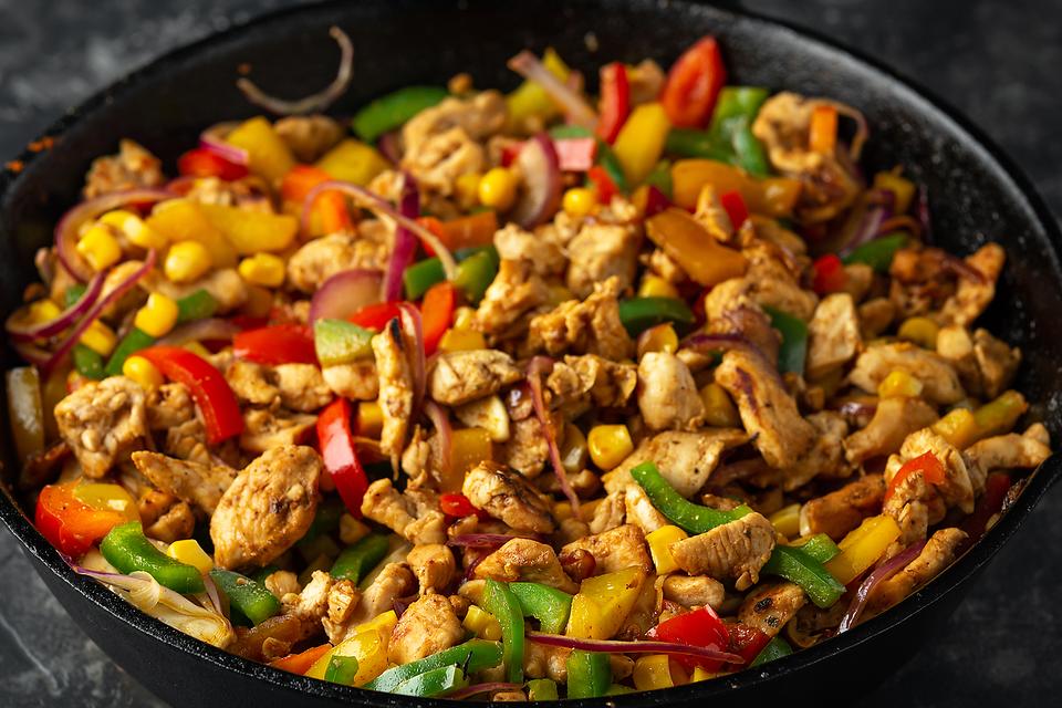 Skillet Chicken Fajitas Recipe - Happy Foods Tube