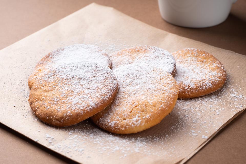 Buttery Amish Sugar Cookie Recipe Melts in Your Mouth (20 Minutes)