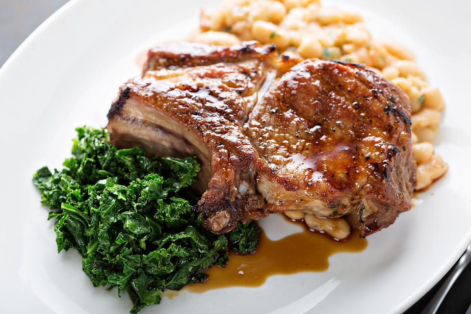 Easy 20-Minute Balsamic & Maple-Glazed Baked Pork Chops Recipe