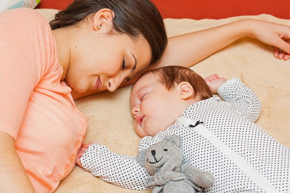 Best Advice for New Moms: This Simple Tip Helps You Deal With the Biggest Complaint About Motherhood!