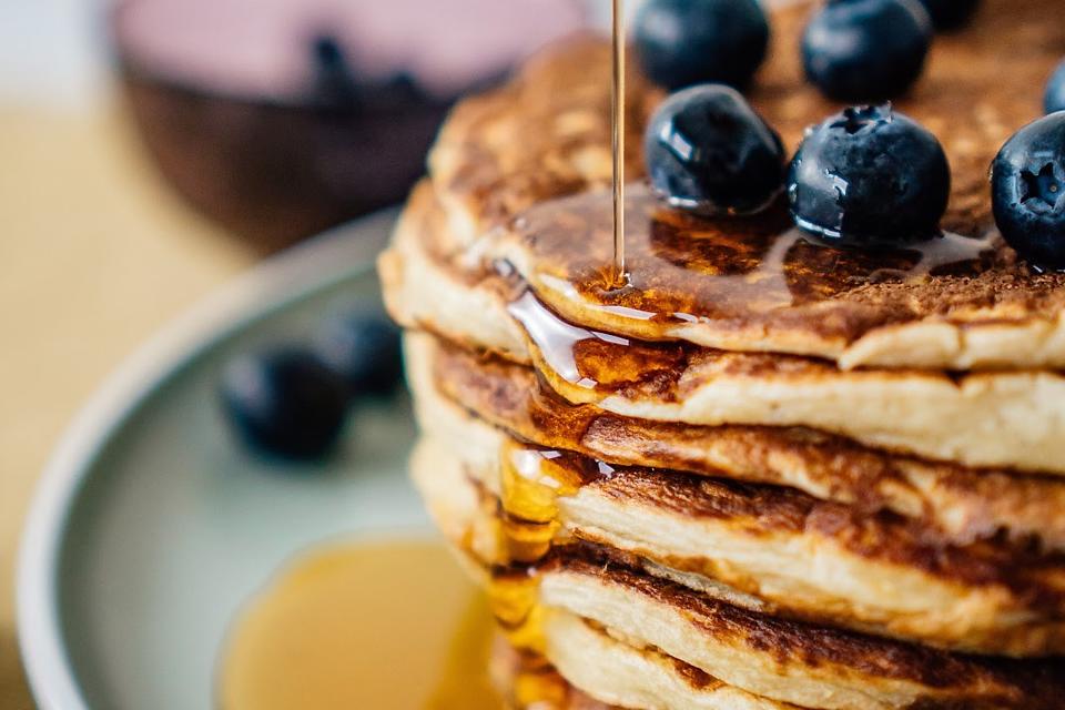 Blueberry Protein Pancakes Recipe: A Quick Gluten-free Breakfast |  Breakfast | 30Seconds Food