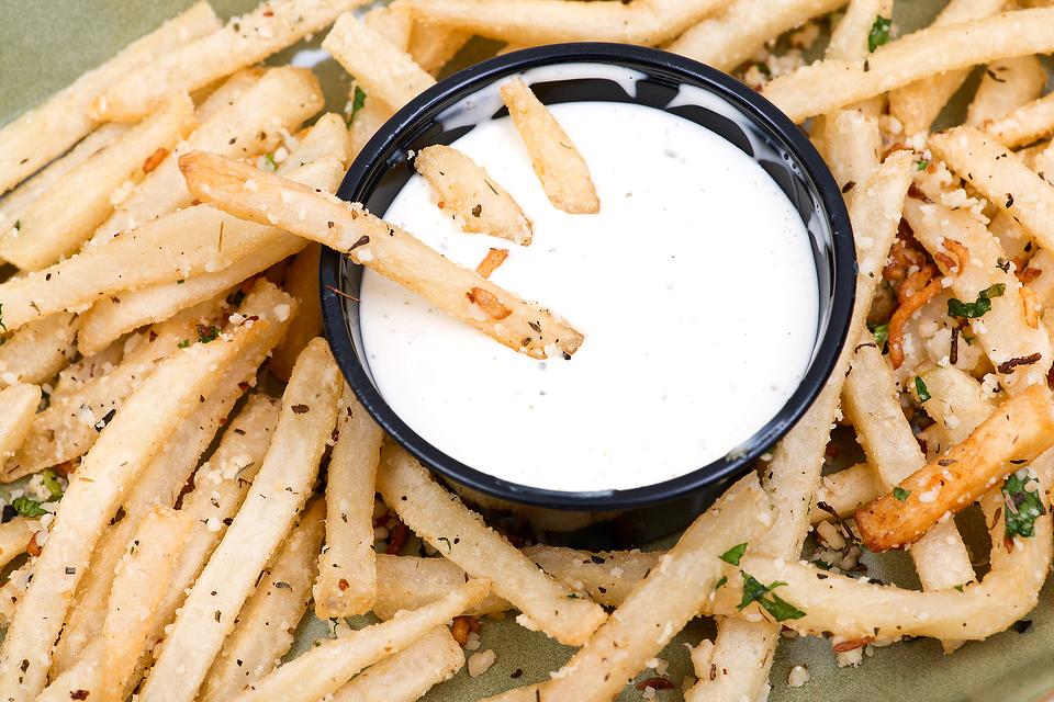 Creamy Truffle Sauce Recipe: This Truffle Garlic Aioli Recipe Is for More Than Fries