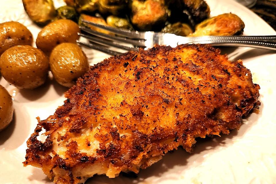 Crispy Parmesan-Crusted Lemon Chicken Recipe From Naomi Judd's Cookbook