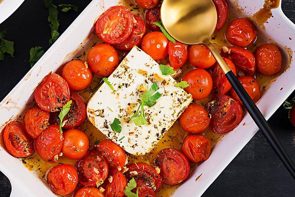 Easy Baked Feta Pasta Recipe: A Twist on the Delicious Viral TikTok Recipe