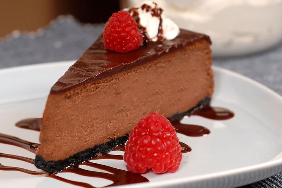 Creamy Chocolate Cheesecake Recipe: A Chocolate Lover's Dream That's Easy to Make