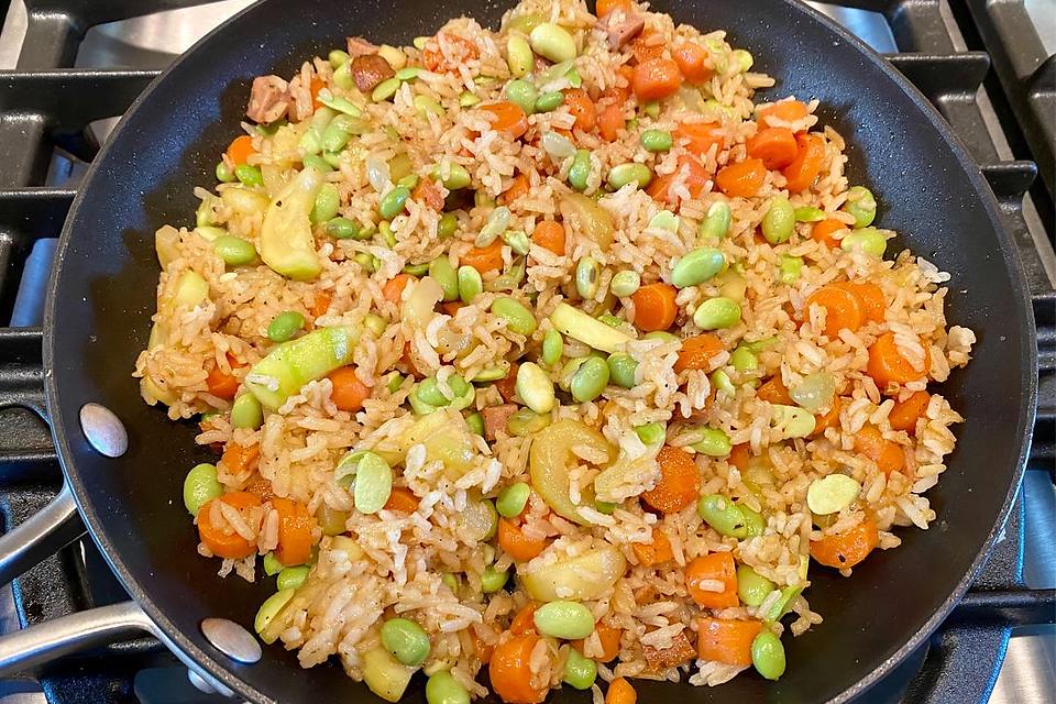 Easy Fried Rice Recipe: Tasty 15-Minute Fried Rice With Chicken Sausage & Vegetables