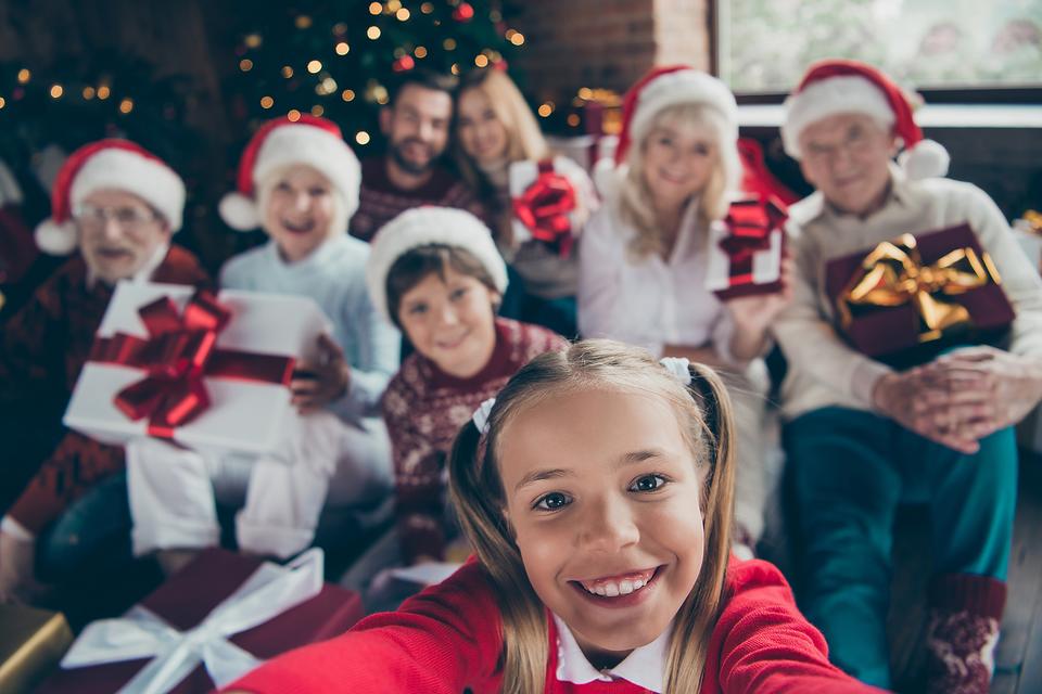 Family Gathering Survival Toolkit: 4 Mindful Tips for Happier Holidays With Your Family