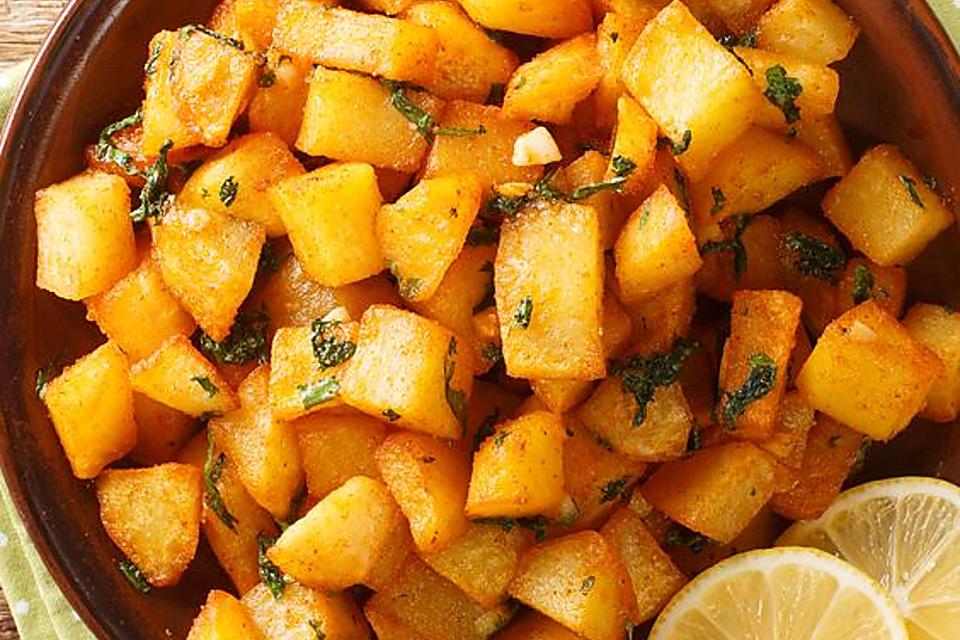 Greek Lemon Potatoes Recipe: This Potato Recipe Has a Surprising Ingredient