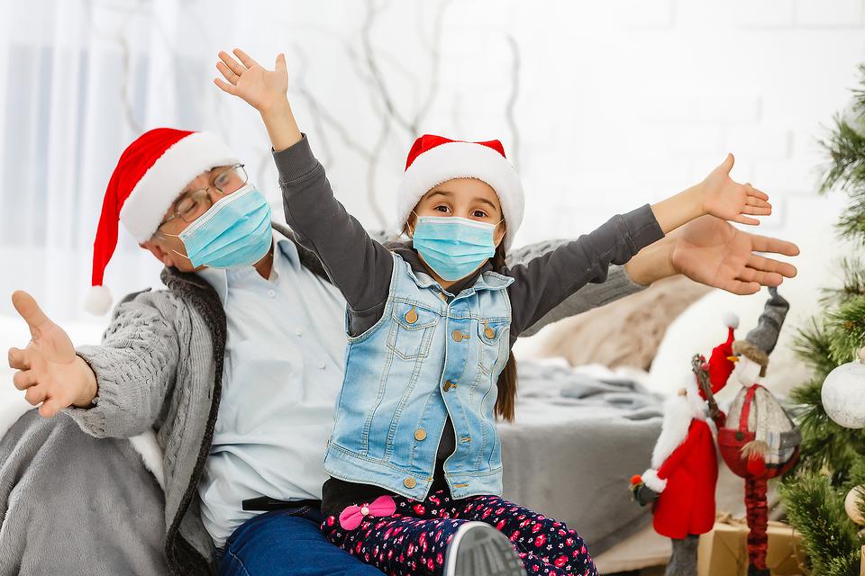 Holidays & the Coronavirus Pandemic: 11 Ways to Feel Close When You Can't Be During COVID-19