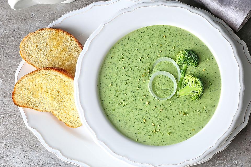 Best Cream of Broccoli Soup Recipe: This Easy Broccoli Cauliflower Soup Is a Comforting Way to Eat Your Veggies