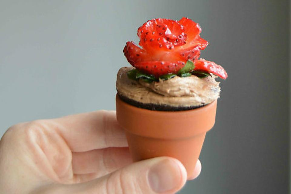 Spring Flower Pot Chocolate Cupcake Recipe: A Fun & Gluten-free Way to Welcome Spring