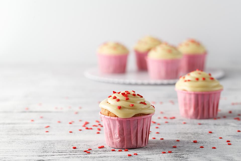 How to Make Heart-Shaped Cupcakes (No Special Pan Required)!