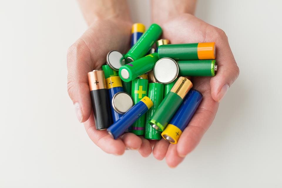 How to Make a Simple DIY Battery Organizer for Your Home!