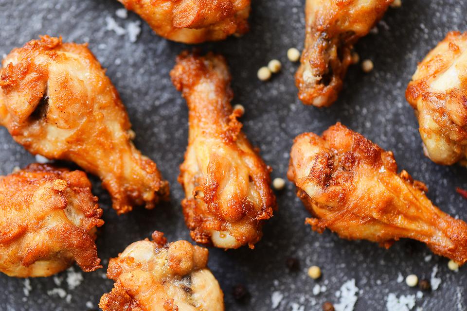 The Crazy Secret to the Crispiest Chicken Wings You'll Ever Eat