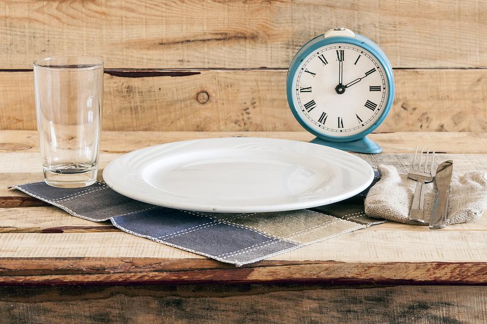 Is Intermittent Fasting Beneficial or Risky? Here’s What a Personal Trainer Has to Say