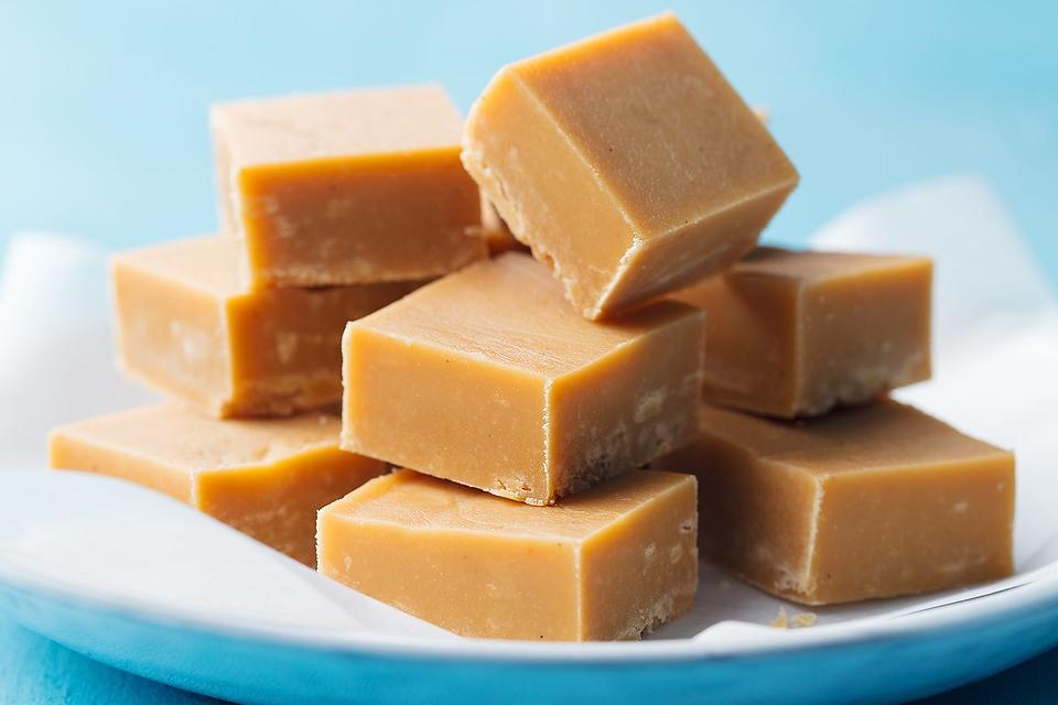 2-Ingredient Dulce De Leche Candy (Milk Fudge) Recipe - Flavor Mosaic