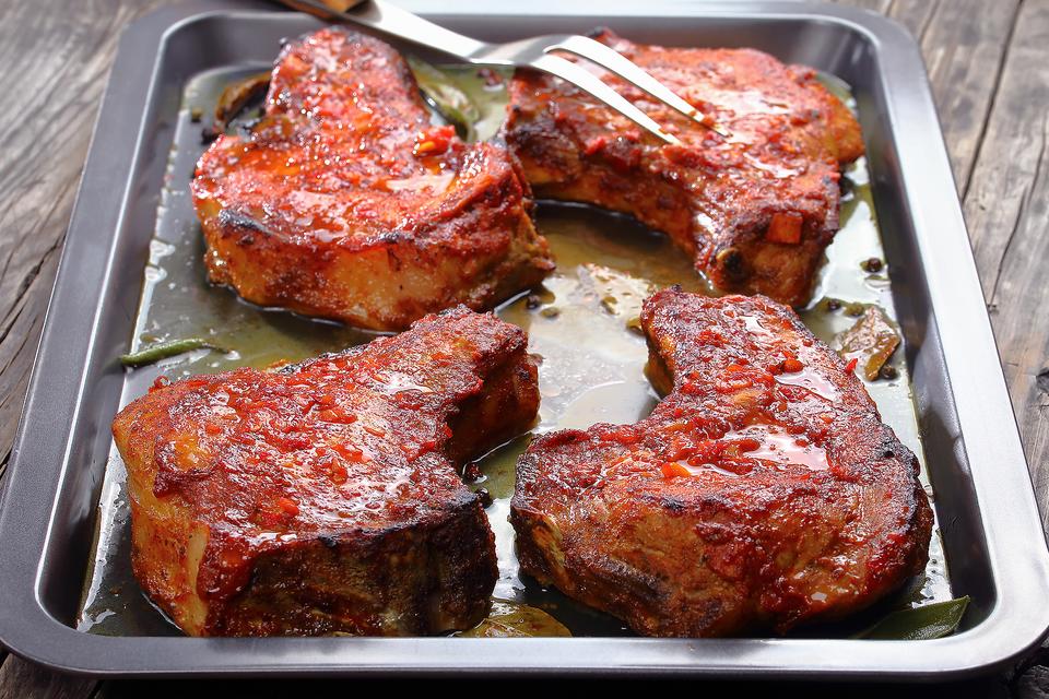 2-Ingredient Baked Glazed Pork Chops Recipe: A Quick Budget-friendly Pork Dinner