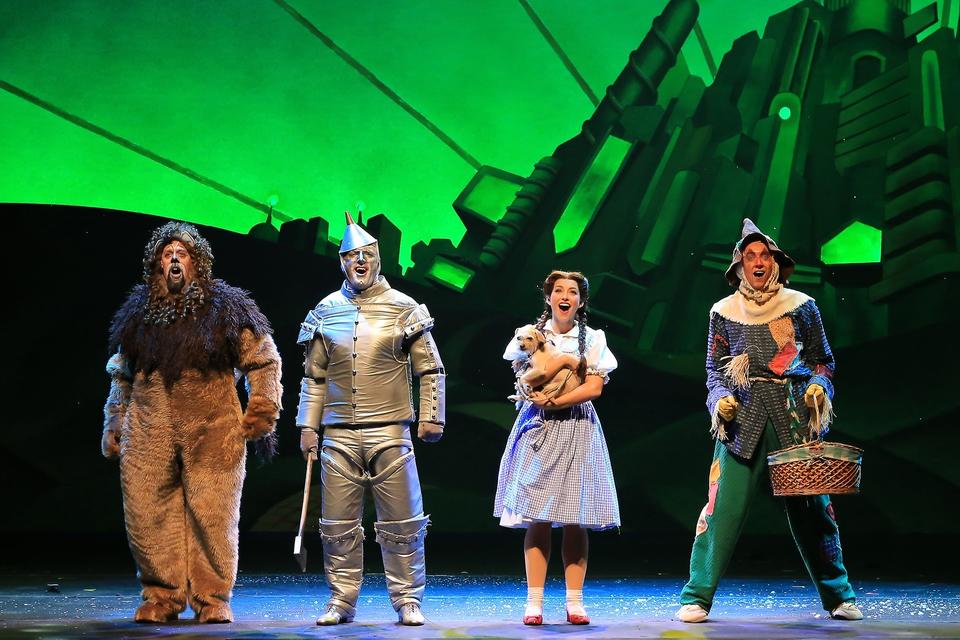 Attending Live Theater Performances Benefits Kids Here s How Plus 