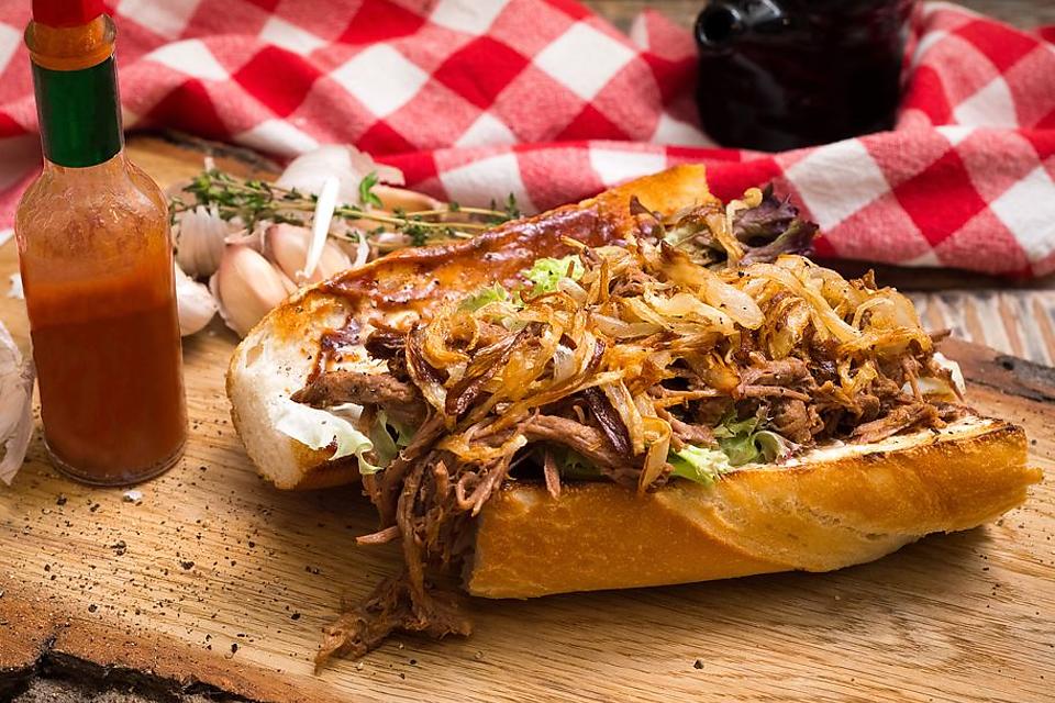 New Orleans Debris Sandwich Recipe: This Roast Beef Po'boy Is a Party in Your Mouth