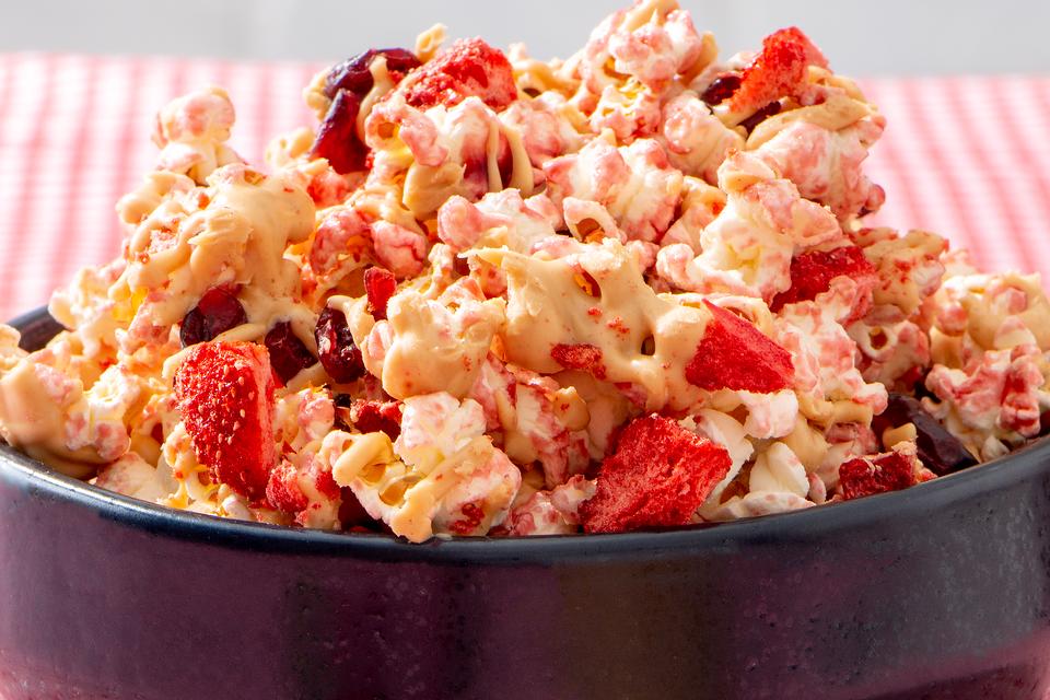 Peanut Butter & Jelly Popcorn Recipe: A Fun Snack for All Ages