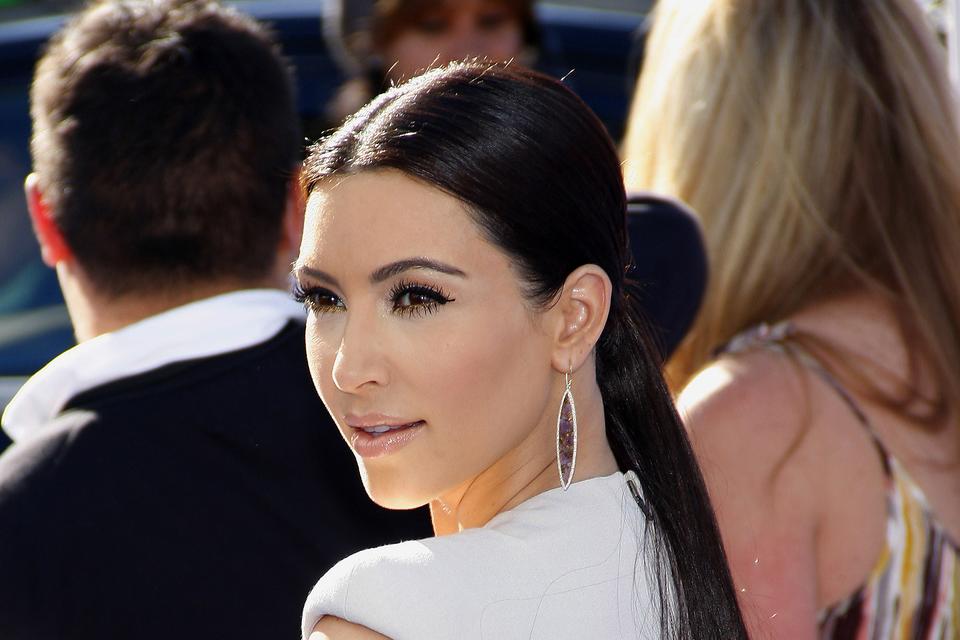 Pregnant Kim Kardashian Busted By the FDA: Here’s the Scoop!