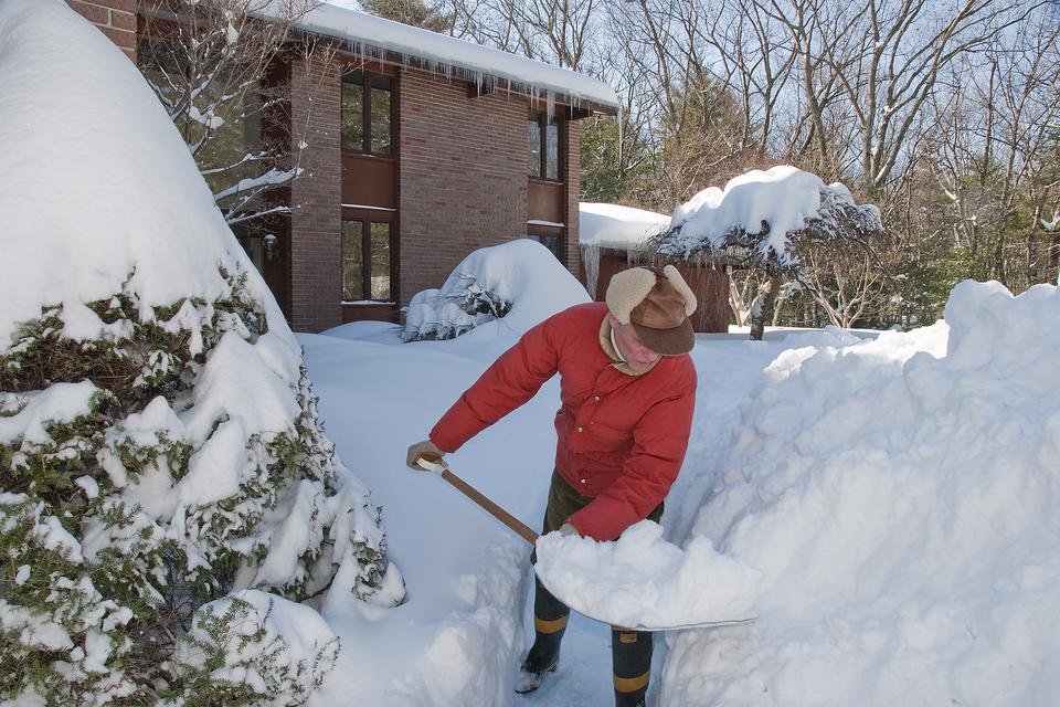 Put Down the Snow Shovel, Your Heart May Thank You: Snow Shoveling Tips From a Cardiologist