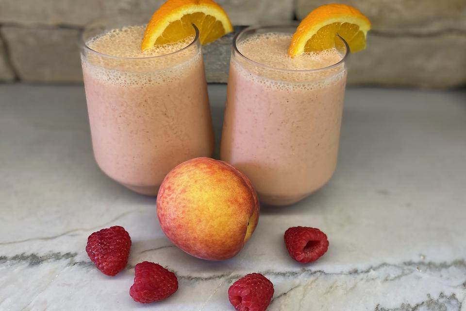 Refreshing Raspberry Peach Smoothie Recipe Is So Pretty In Pink