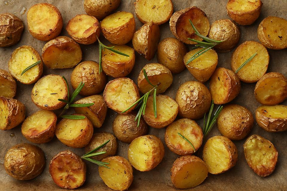 Really Simple Rosemary Roasted Potatoes Recipe Should Be Your First New Recipe This Week