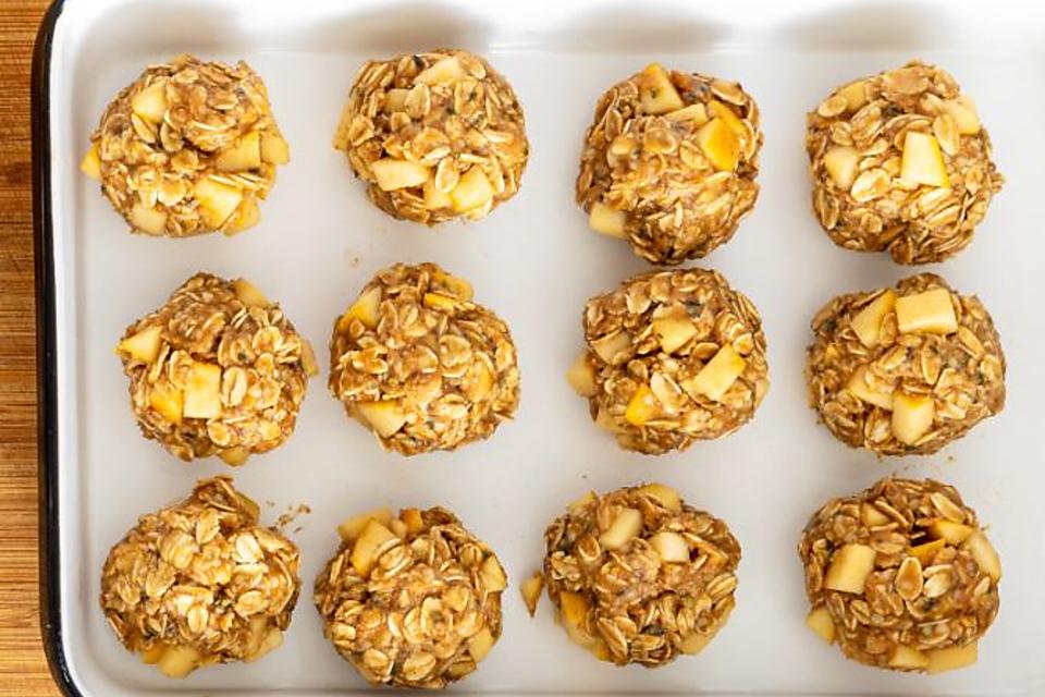 No-Bake Salted Maple Apple Energy Balls Recipe Tastes Like Dessert