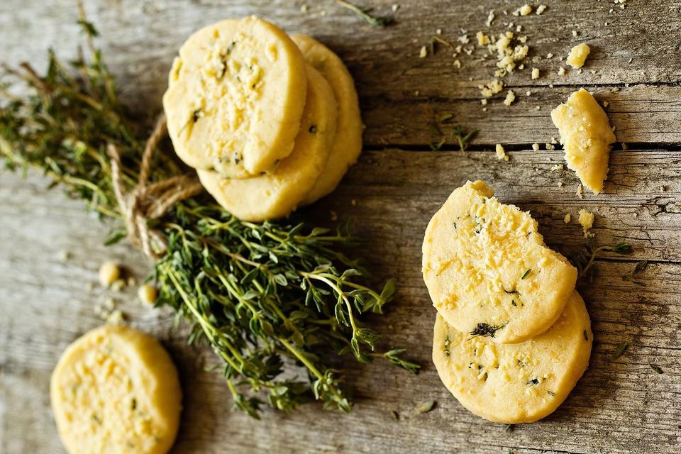 This Brown Butter & Thyme Shortbread Recipe Wants to Be on Your Charcuterie Board