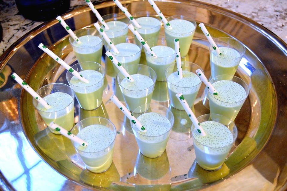 St. Patrick's Day Cocktail Recipes: Easy Drinks for Your St. Paddy's Day Celebration