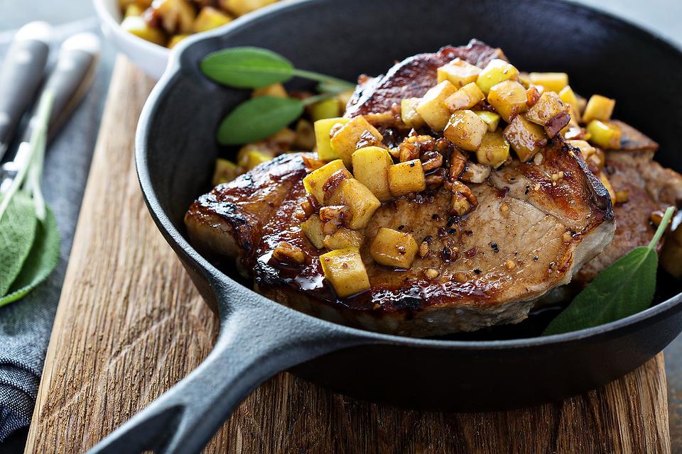 Steakhouse Apple Pie Pork Chops Recipe: Fall Dining Done Right