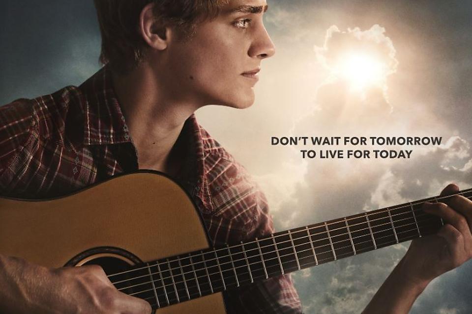 The Inspiring Story Behind Clouds An Interview With Author Laura Sobiech Mother Of Zach Sobiech A Dying Teenager Who Taught Us How To Live Become The Fire Video 30seconds Mom