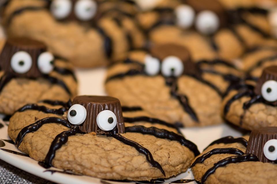 Fun Spider Cookies Recipe: Halloween Cookies Couldn't Be Easier to Make