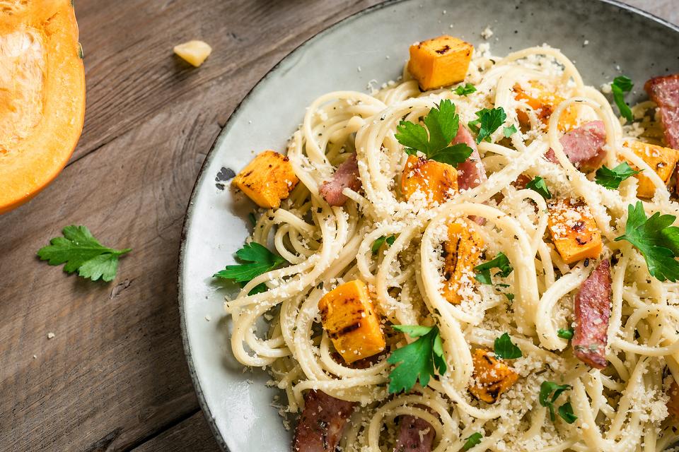 This Savory Bacon & Butternut Squash Pasta Recipe Is a Celebration of Fall Flavors