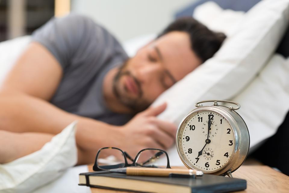 Trying to Conceive? For Male Fertility, Here's Why Sleep May Be King!