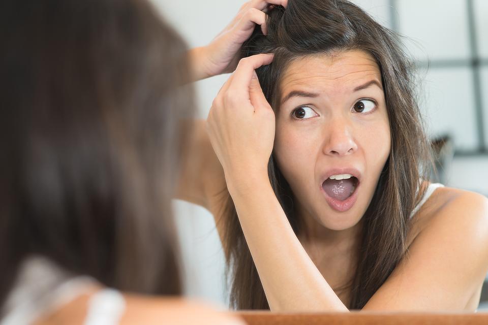 Want to Cover Up Gray Hair in Seconds? Try This DIY Fix!