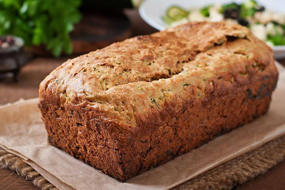 This Delicious Cheesy Whole Wheat Bread Recipe Is High in Fiber