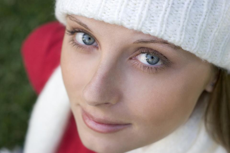 Winter Skin Care: 5 Easy Ways to Help Avoid Dry Skin This Winter