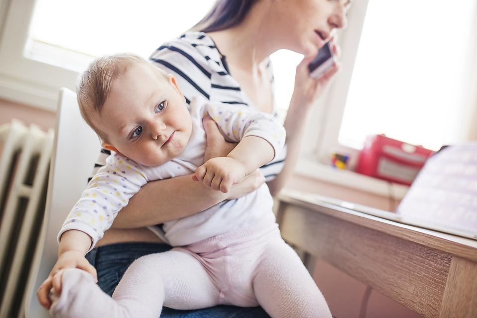 Work at Home Moms: 9 Ways to Fight Separation Anxiety & Reduce Your Child's Fears!